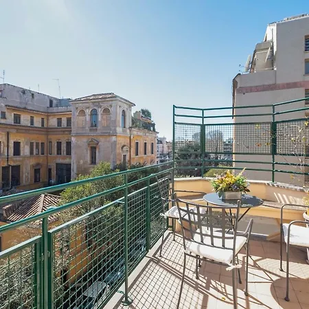 High End Flat 3bed 3bath Near Piazza Del Popolo *